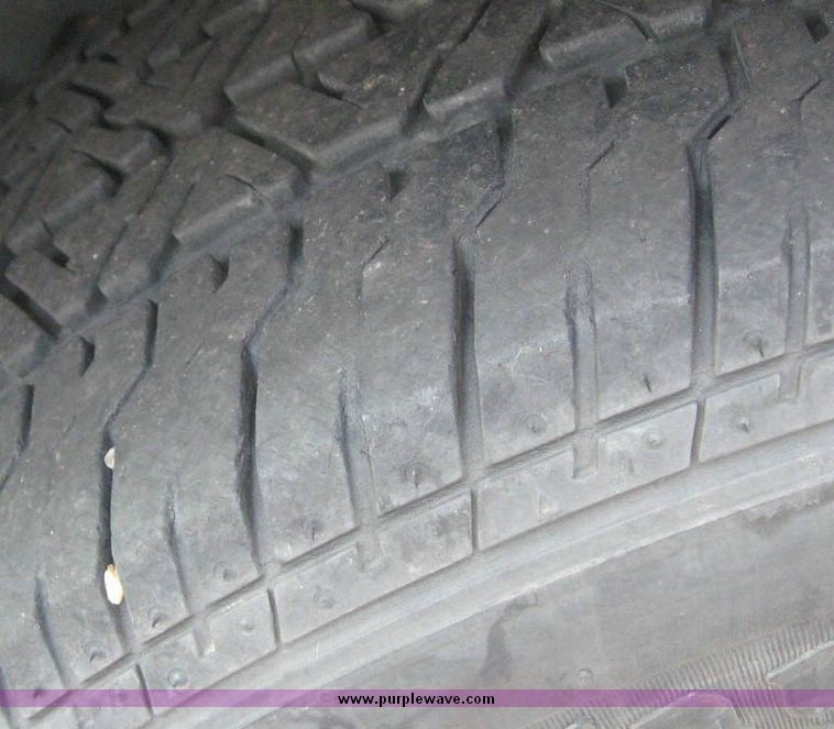 image for item 8181 2003 Ford Crown Victoria Police Interceptor