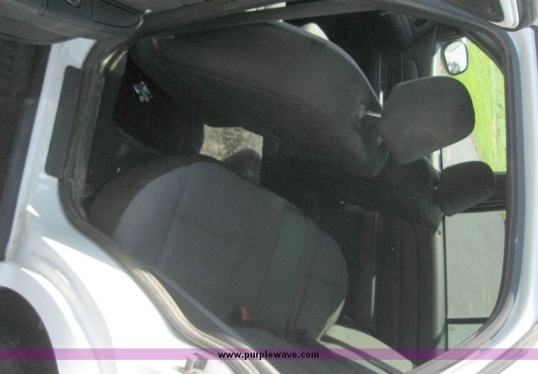 image for item 8182 2006 Ford Crown Victoria Police Interceptor