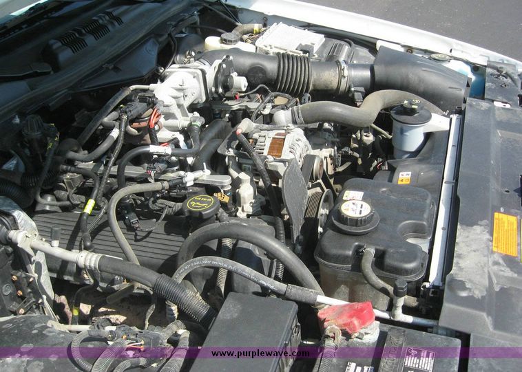 image for item 8182 2006 Ford Crown Victoria Police Interceptor