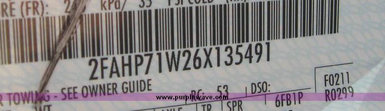 image for item 8182 2006 Ford Crown Victoria Police Interceptor