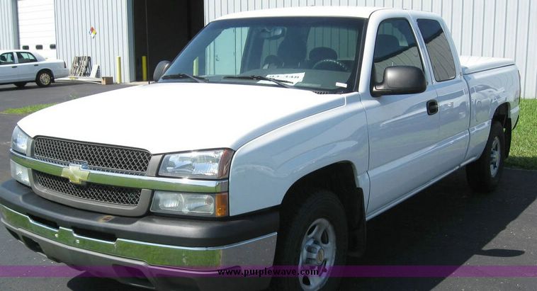 image for item 8185 2003 Chevrolet K1500 Silverado