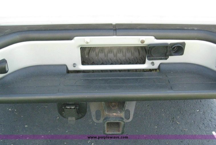 image for item 8185 2003 Chevrolet K1500 Silverado