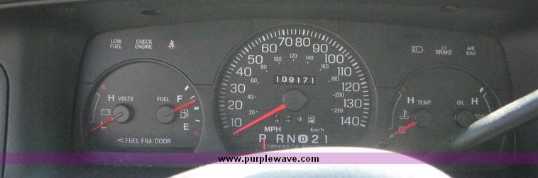 image for item 8186 2003 Ford Crown Victoria Police Interceptor