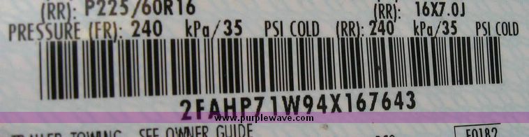 image for item 8187 2004 Ford Crown Victoria Police Interceptor