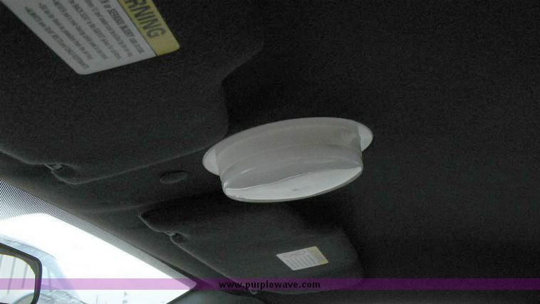 image for item 8188 2004 Ford Crown Victoria Police Interceptor