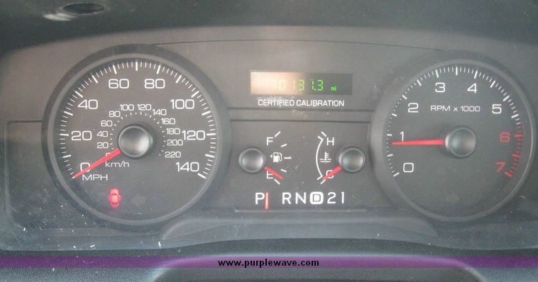 image for item 8189 2006 Ford Crown Victoria Police Interceptor