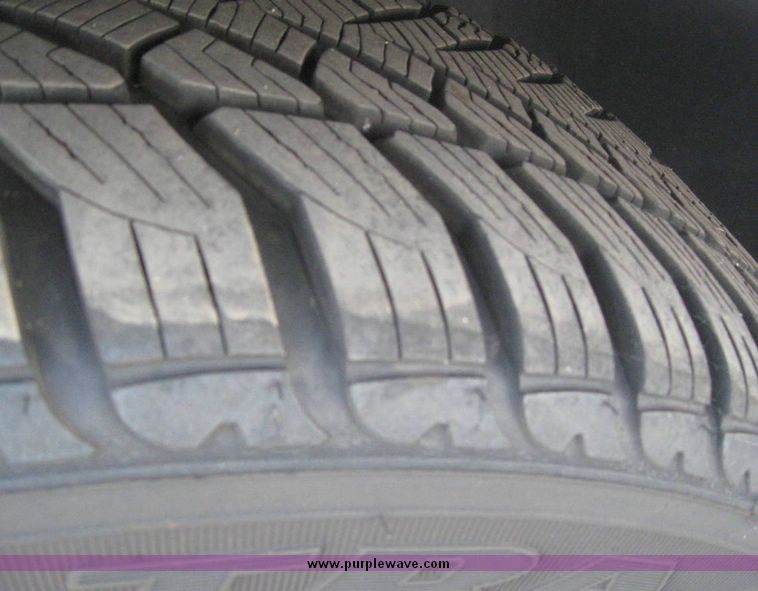 image for item 8189 2006 Ford Crown Victoria Police Interceptor