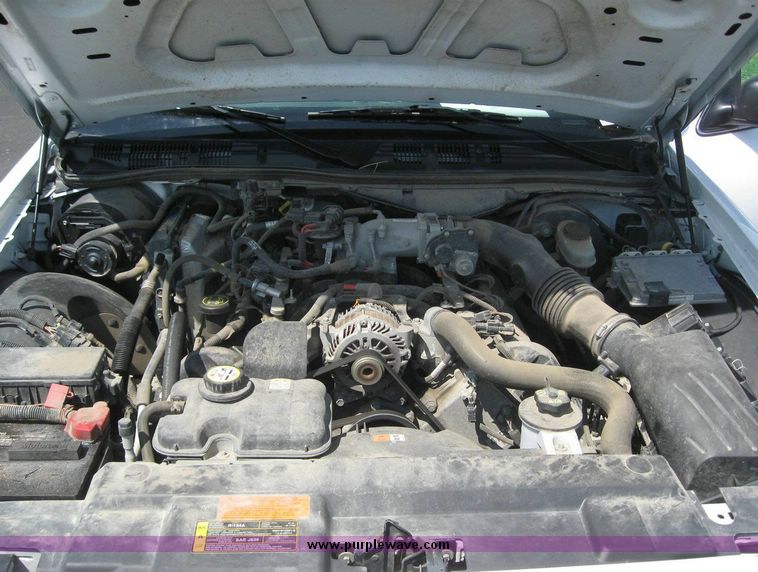 image for item 8189 2006 Ford Crown Victoria Police Interceptor