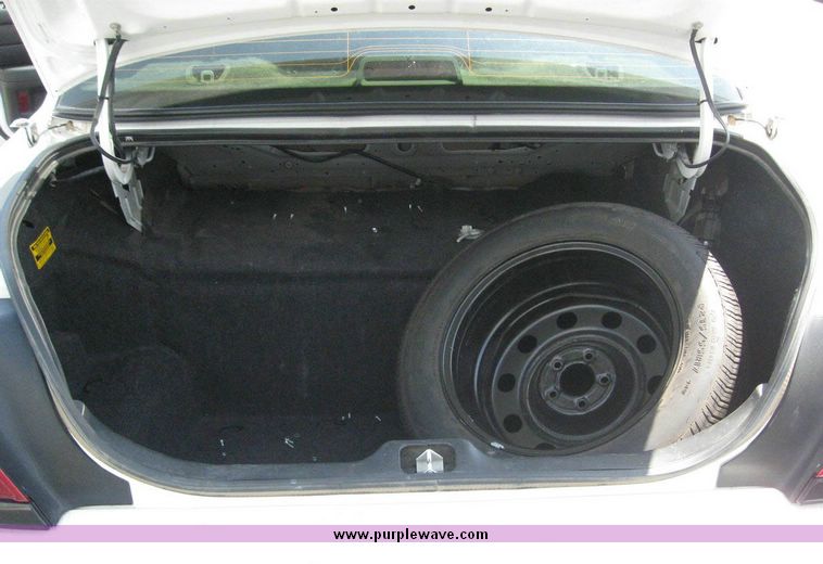 image for item 8189 2006 Ford Crown Victoria Police Interceptor