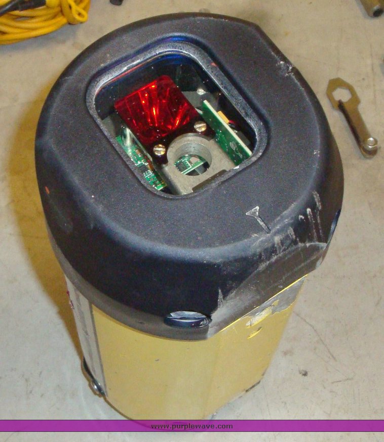 image for item 1207 Leica beam aligner