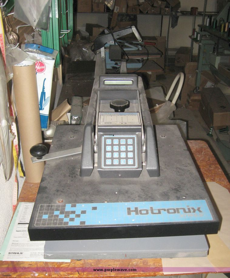 image for item 2666 Stahls Hotronix Thermo-Film press