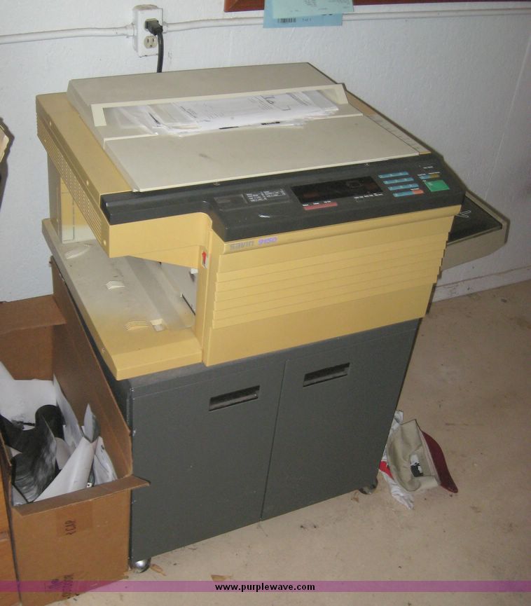 image for item 2668 Assorted office equipment