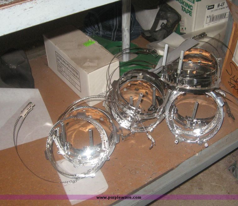 image for item 2677 Assorted embroidery equipment including frames and needles