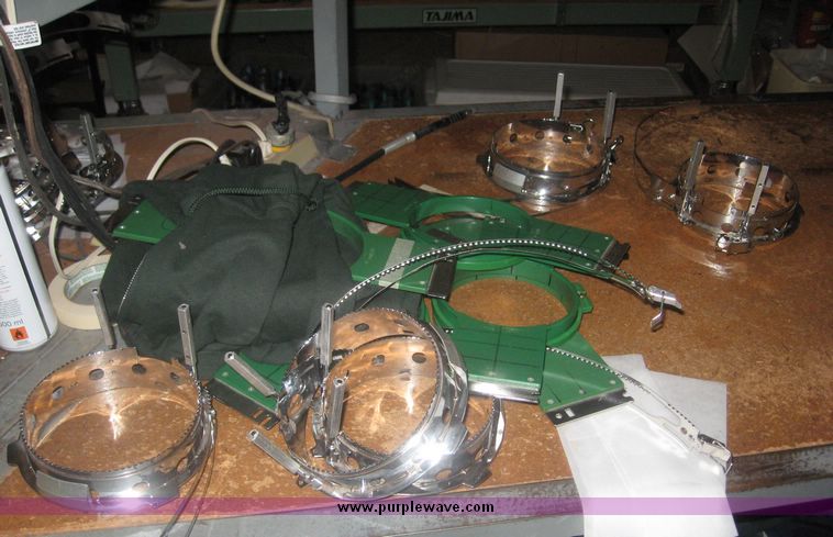 image for item 2677 Assorted embroidery equipment including frames and needles