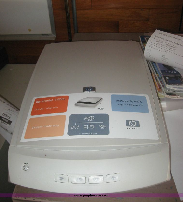 image for item 2678 Assorted office equipment