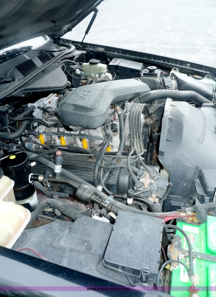 image for item 3657 1995 Lincoln Town Car Executive