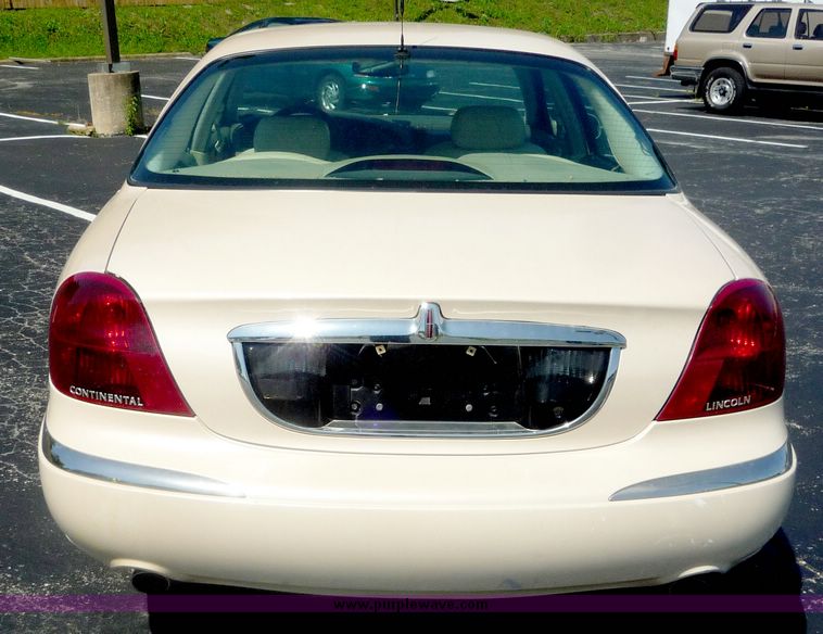 image for item 3991 1998 Lincoln Continental