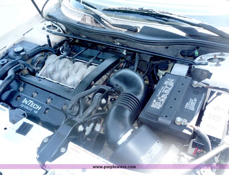 image for item 3991 1998 Lincoln Continental