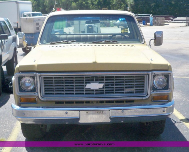 image for item 5162 1974 Chevy 2500 pickup