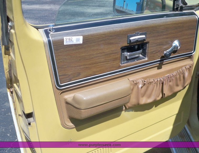 image for item 5162 1974 Chevy 2500 pickup