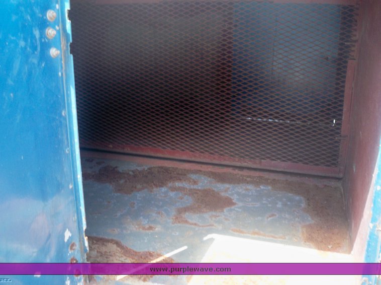 image for item 5167 Two wheel dog trailer