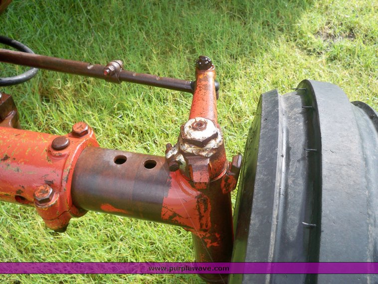 image for item 5747 Farmall International 766 tractor