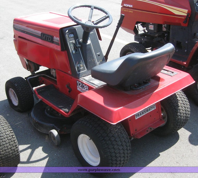 image for item 5814 MTD 12/38 lawn tractor