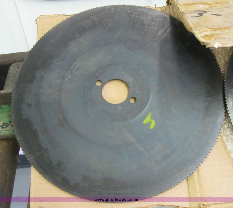 image for item 8272 14" coldsaw with roller table