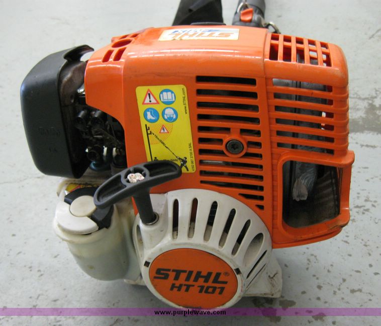 image for item 8276 Stihl HT 101 pole saw