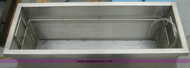 image for item 8282 Sonic Systems ultrasonic cleaner