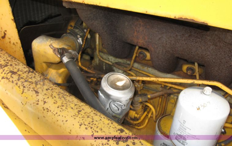 image for item 8295 Case 580B back hoe