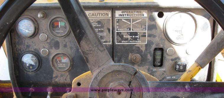 image for item 8295 Case 580B back hoe