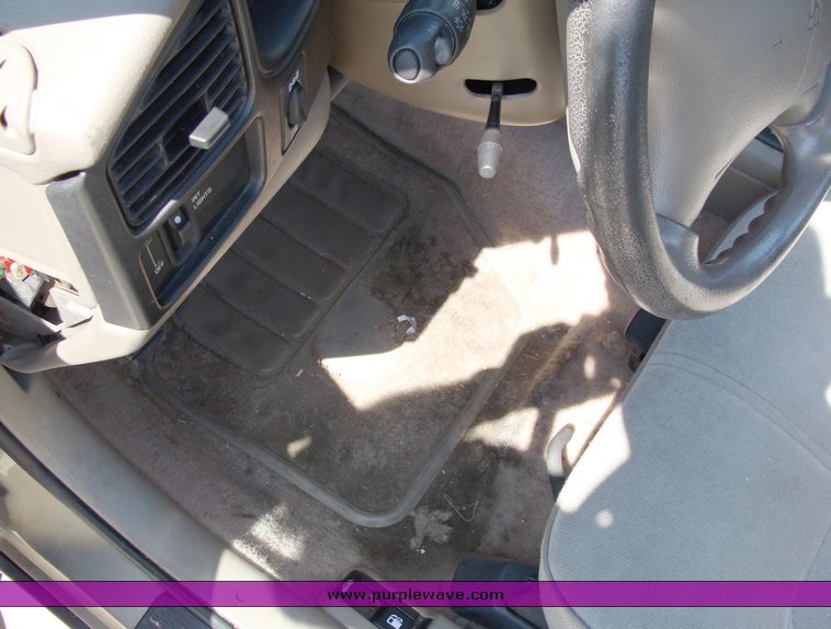 image for item 8354 1997 Oldsmobile Achieva SL