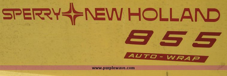 image for item 8583 1985 New Holland 855 round baler