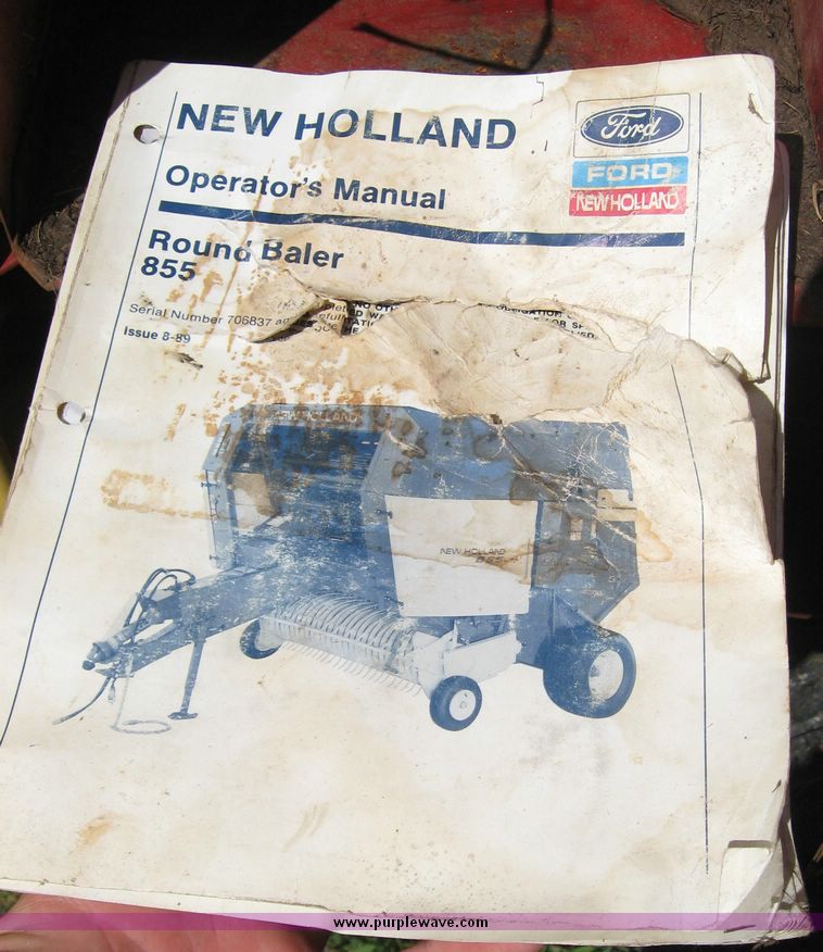 image for item 8583 1985 New Holland 855 round baler