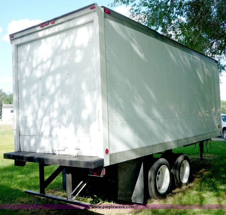 image for item 3923 1998 Homemade tandem axle pup trailer