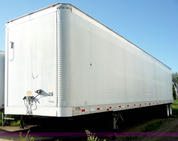 image for item 3928 1983 Lufkin tandem axle van trailer
