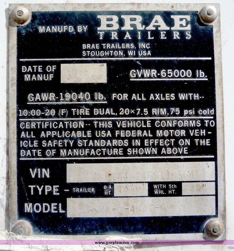 image for item 4021 1985 Brae tandem axle van trailer