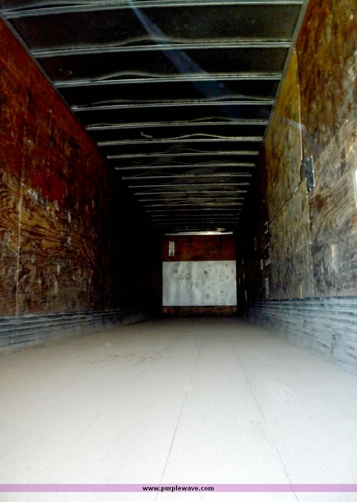 image for item 4027 1985 Dorsey tandem axle van trailer