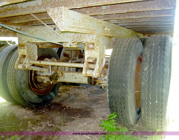 image for item 4029 1979 Trailmobile tandem axle van trailer