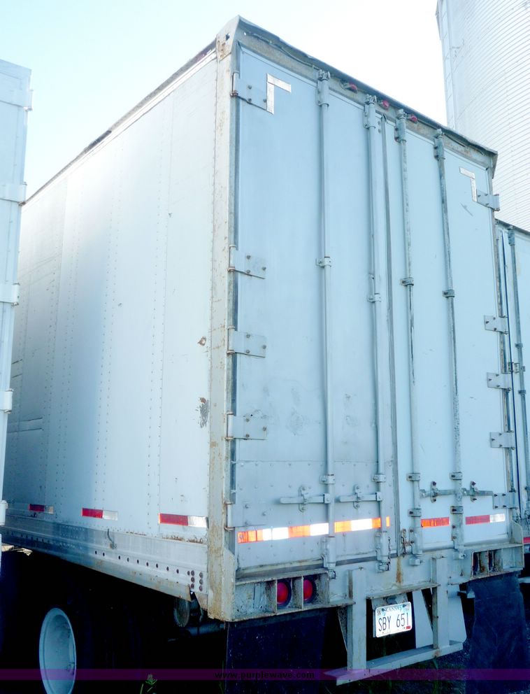 image for item 4052 1978 Budd tandem axle van trailer