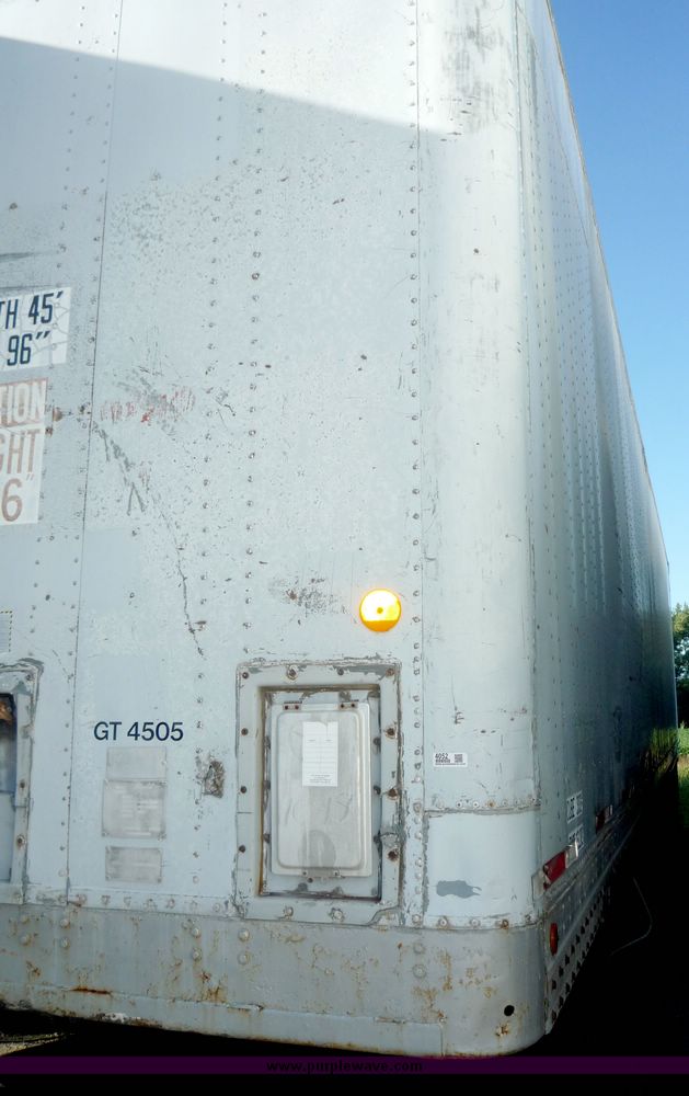 image for item 4052 1978 Budd tandem axle van trailer