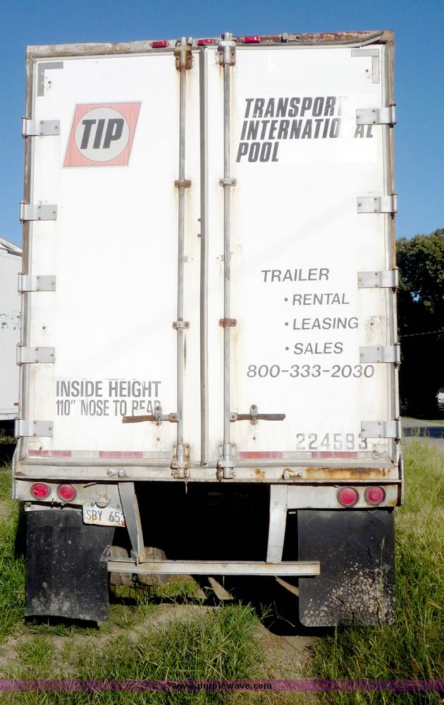 image for item 4057 1979 Strick tandem axle van trailer