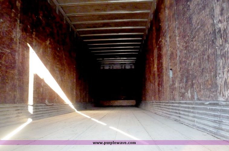 image for item 4057 1979 Strick tandem axle van trailer