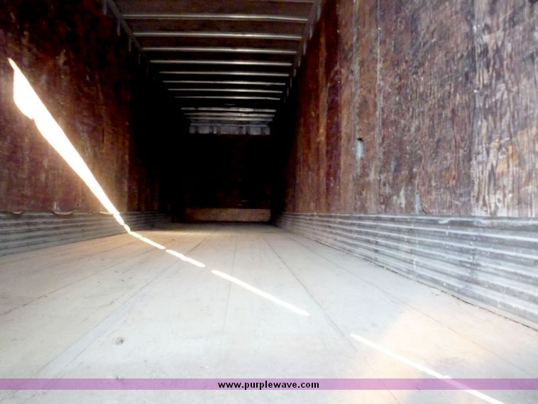 image for item 4057 1979 Strick tandem axle van trailer