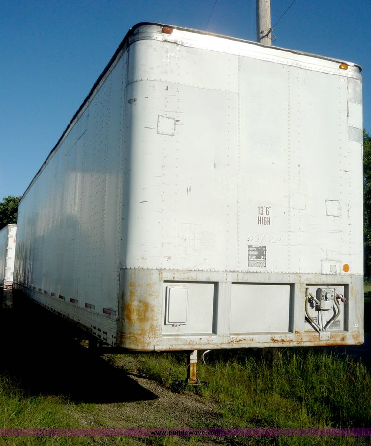 image for item 4060 1984 Fruehauf tandem axle van trailer