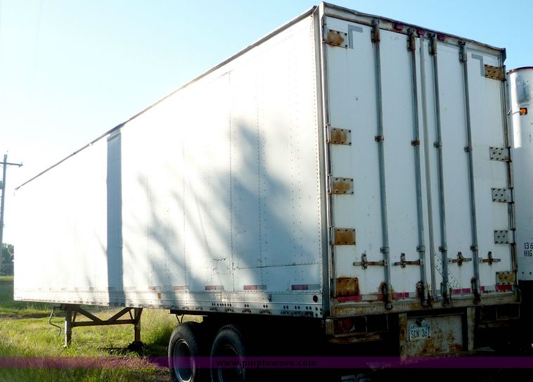 image for item 4060 1984 Fruehauf tandem axle van trailer