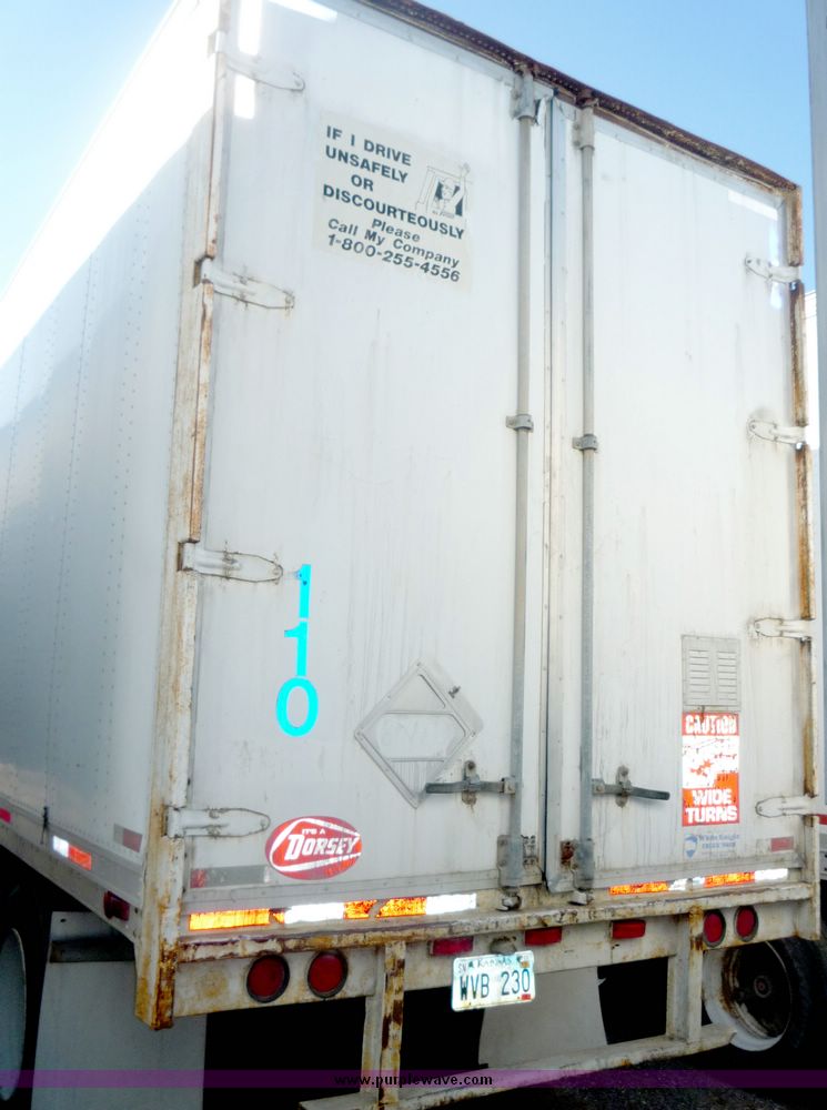 image for item 5000 1985 Dorsey AIDT-84LS tandem axle van trailer