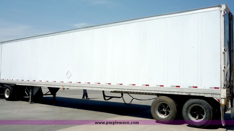 image for item 5005 1983 Trail Mobile tandem axle van trailer