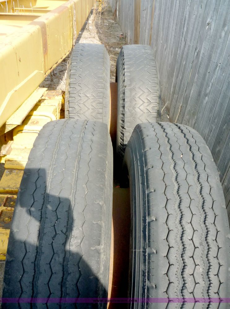 image for item 5006 1974 Hall tandem axle frame trailer